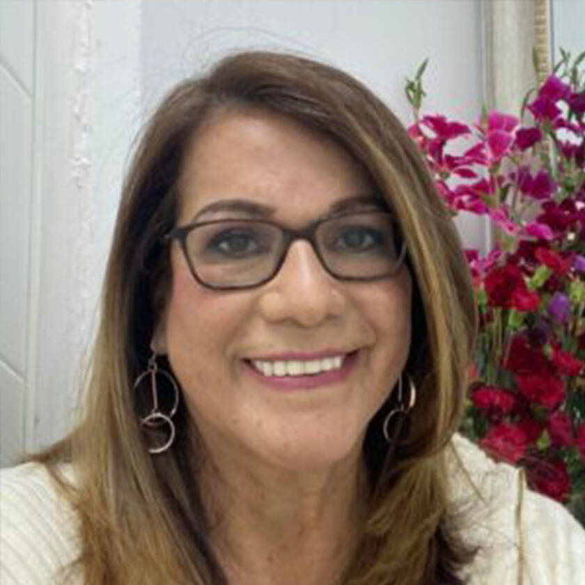 Eva Yabár